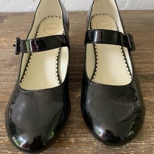 1901 Girls size 5 dress shoe